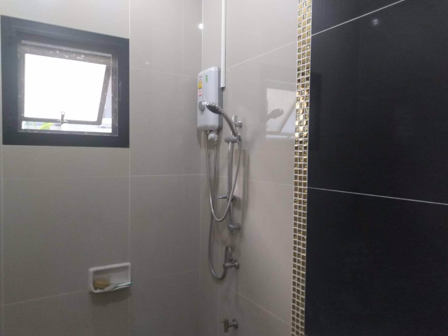 ขายบ้านพร้อมที่ดิน-มือ-2-สภาพดี-อยู่สบาย11