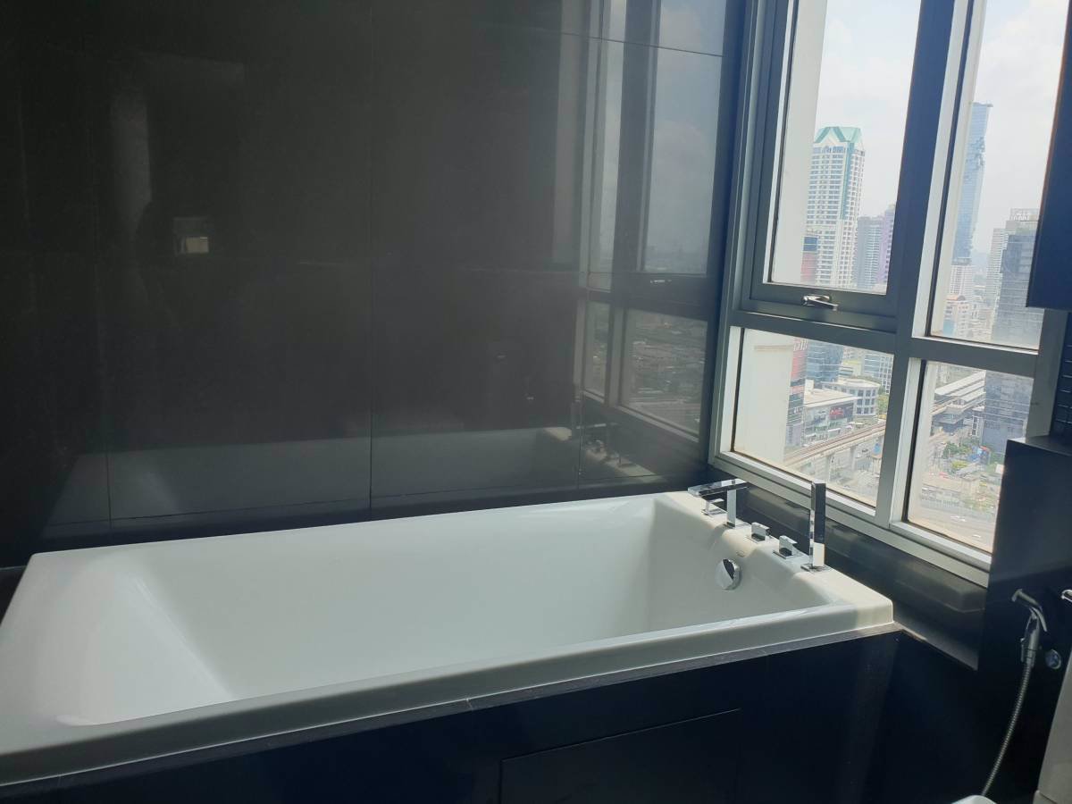 ขาย-ริทึ่ม-สาทร-1-นอน-50-ตรม