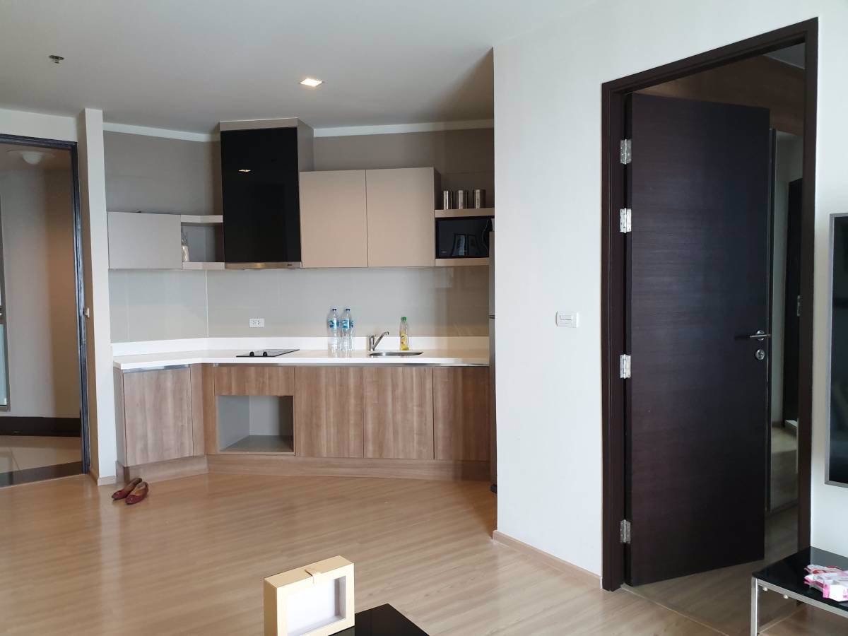 ขาย-ริทึ่ม-สาทร-1-นอน-50-ตรม