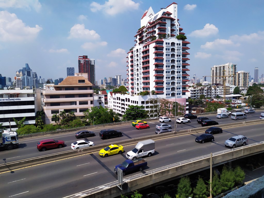 ขายพื้นที่สำนักงาน-ให้เช่าพื้นที่สำนักงาน-แอล-พี-เอ็น-ทาวเวอร์-นางลิ้นจี่-lpn-tower-office-for-sale