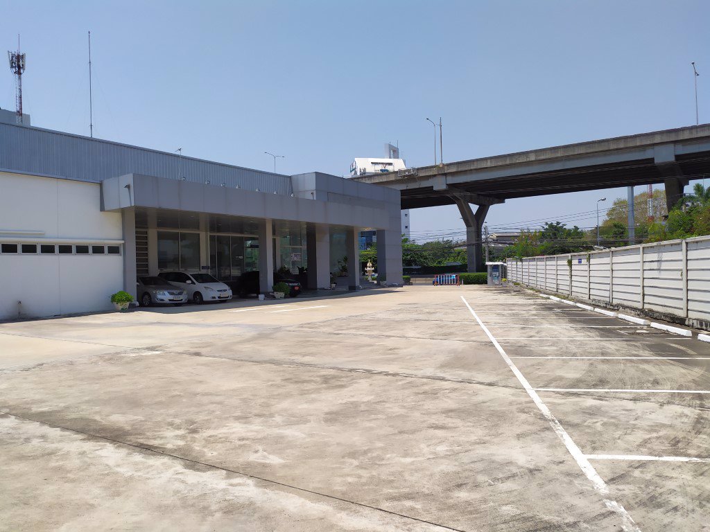 ขายโชว์รูมรถยนต์-ถนนวิภาวดีรังสิต-ดอนเมือง-ใกล้สนามบินดอนเมือง-showroom-for-sale