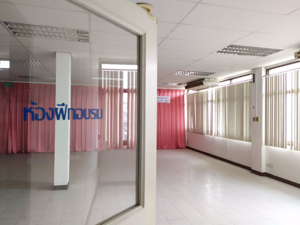 ขายโรงงานเย็บผ้า-โรงงานการ์เม้นท์-พร้อมใบ-รง-4-ถนนเพชรเกษม-อ้อมใหญ่-สามพราน-นครปฐม-ขายโรงงาน