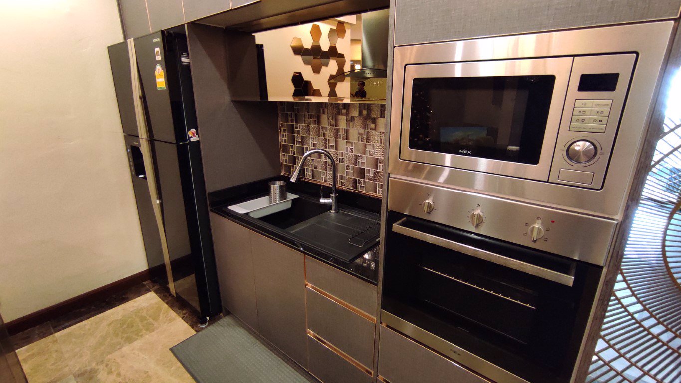 รีบด่วน-คอนโด-วิทยุคอมเพล็กซ์-ขายคอนโด-ถนนวิทยุ-2-ห้องนอน-ชั้น-31-แต่งหรู-ราคาถูกสุกๆในย่านนี้