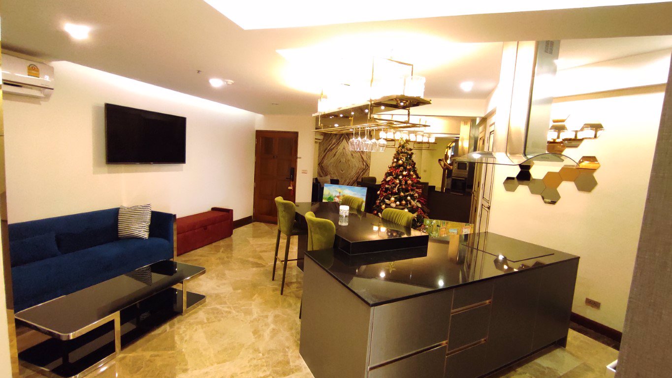 รีบด่วน-คอนโด-วิทยุคอมเพล็กซ์-ขายคอนโด-ถนนวิทยุ-2-ห้องนอน-ชั้น-31-แต่งหรู-ราคาถูกสุกๆในย่านนี้