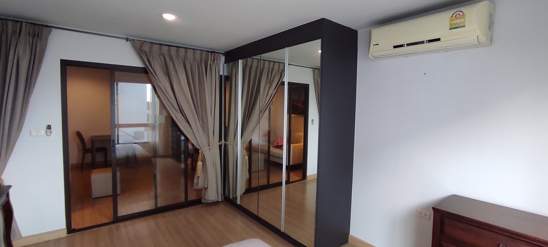 the-niche-mono-bangna-condo-ขายขาดทุน-คอนโด-เดอะนิช-โมโน-บางนา-ได้ห้องใหญ่แต่จ่ายถูกกว่าห้องเล็ก