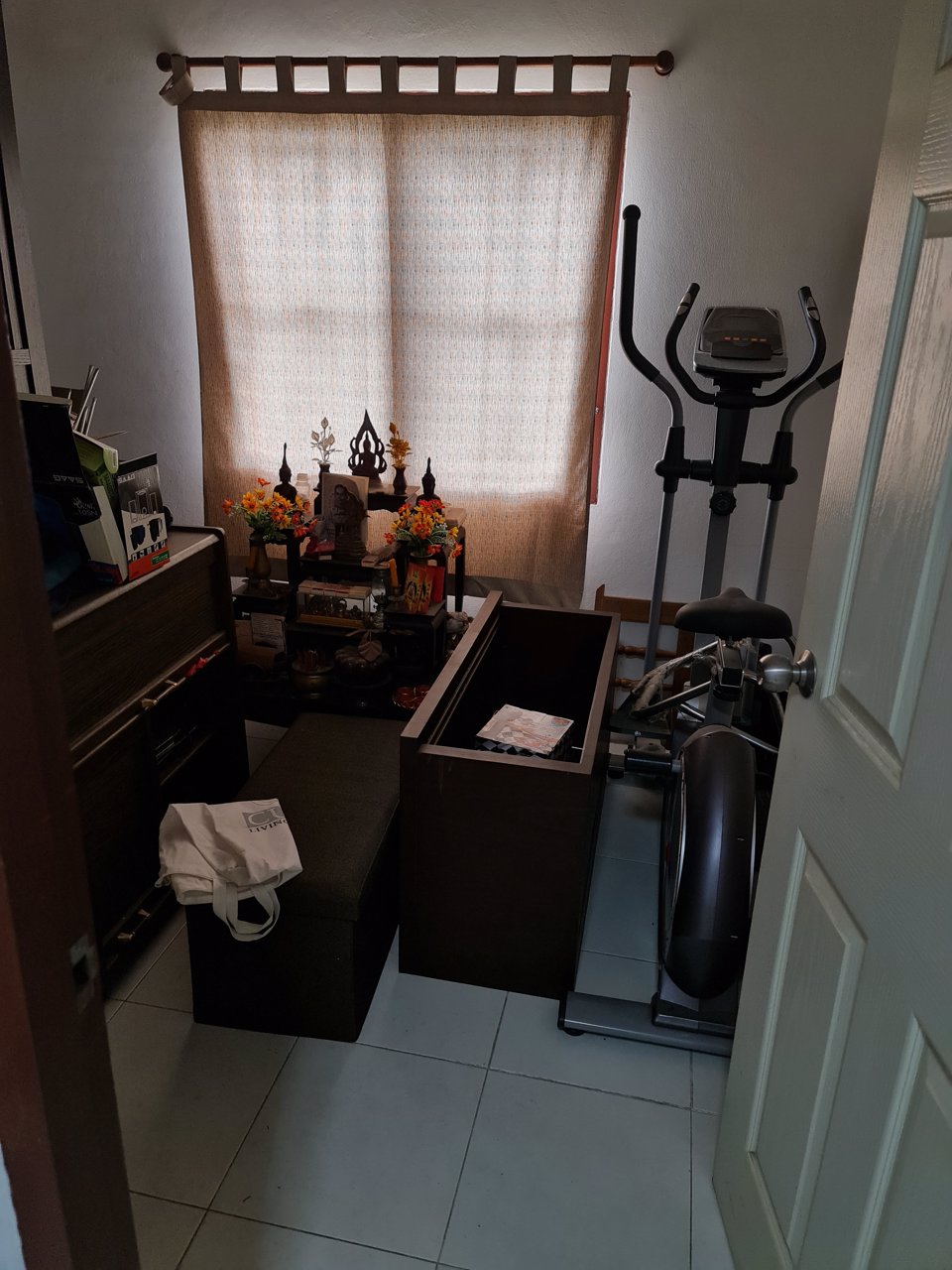 บ้าน2ชั้น-ติดใกล้ถนนโรงเรียนสารสาสน์บางบัวทอง-mrt-และ-เซ็นทรัลเวสเกต