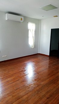 ขายหรือให้เช่าบ้านเดี่ยว-หมู่บ้านลาดพร้าว-1-หลัง-cdc-เลียบด่วนรามอินทรา