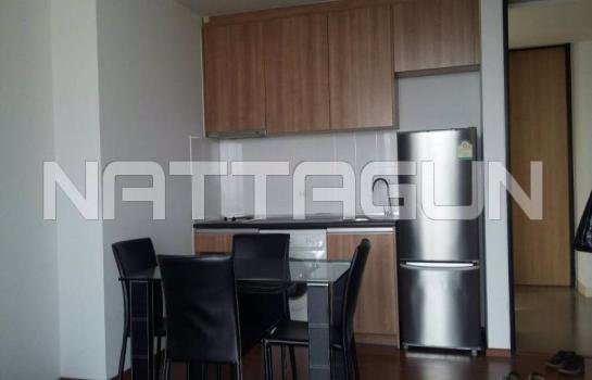 ให้เช่าคอนโด-อิสระลาดพร้าว-เฟอร์ครบ-ถูกมาก-ห้องใหญ่-เดินทางสะดวก-วิวสระว่ายน้ำ