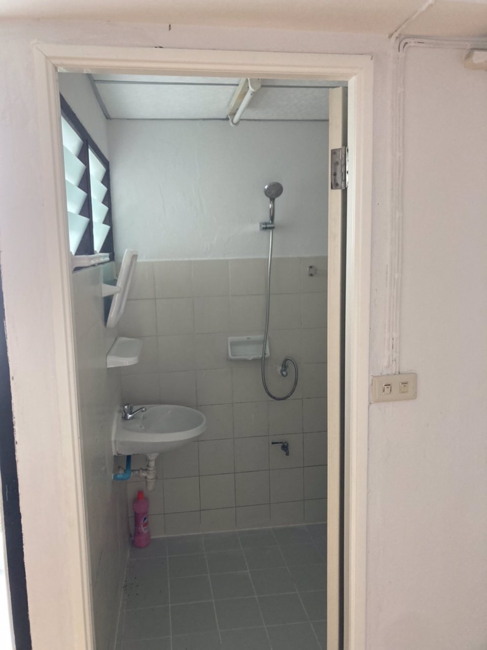 คอนโดนาวีว่างให้เช่า