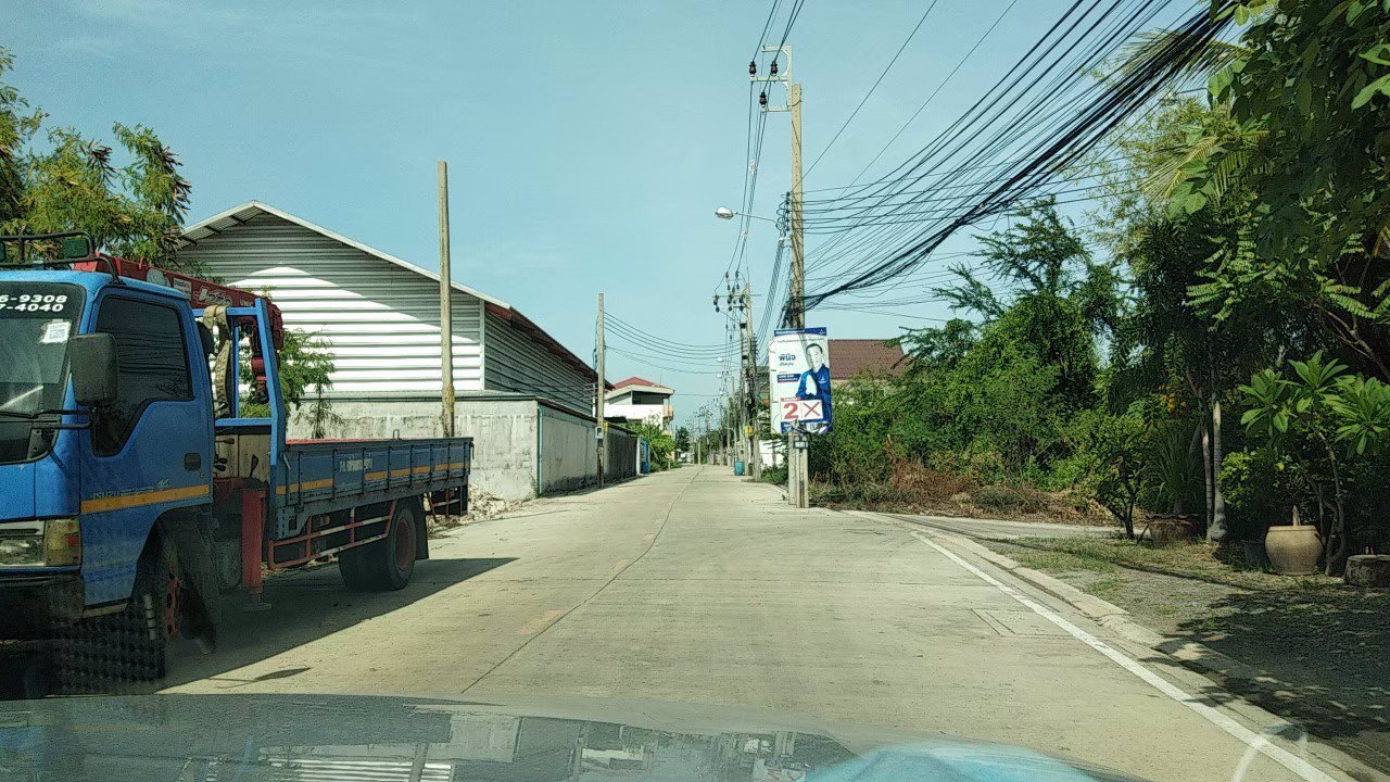 ที่ดินเปล่าให้เช่าถมแล้ว-อยู่ซอยประชาอุทิศ-90-อยู่หลังการเคหะ-