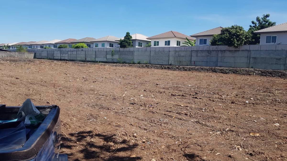 ที่ดินเปล่าให้เช่าถมแล้ว-อยู่ซอยประชาอุทิศ-90-อยู่หลังการเคหะ-