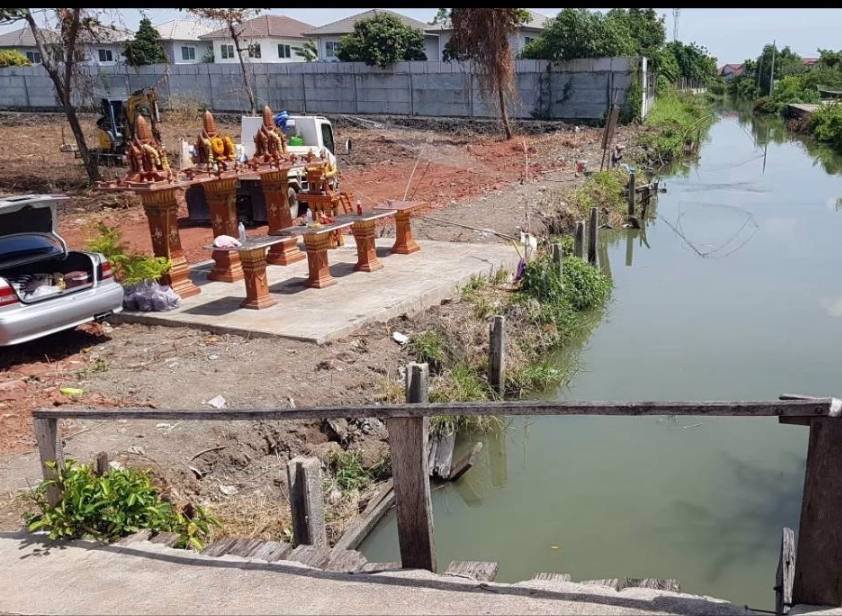 ที่ดินเปล่าให้เช่าถมแล้ว-อยู่ซอยประชาอุทิศ-90-อยู่หลังการเคหะ-