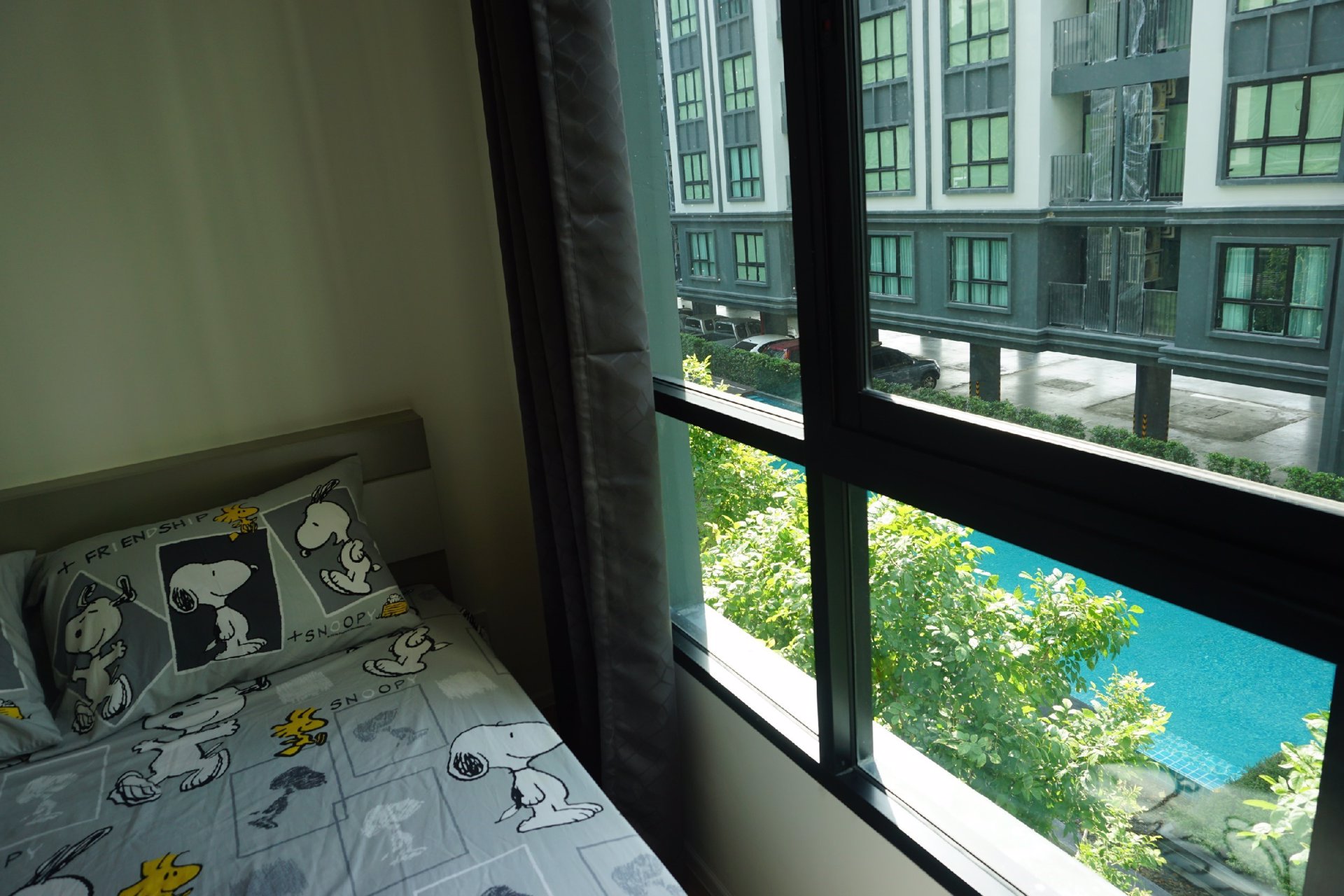 คอนโดเคนซิงตัน-แหลมฉบัง-ศรีราชา-เฟส-1-ห้อง-b327-วิวสระ