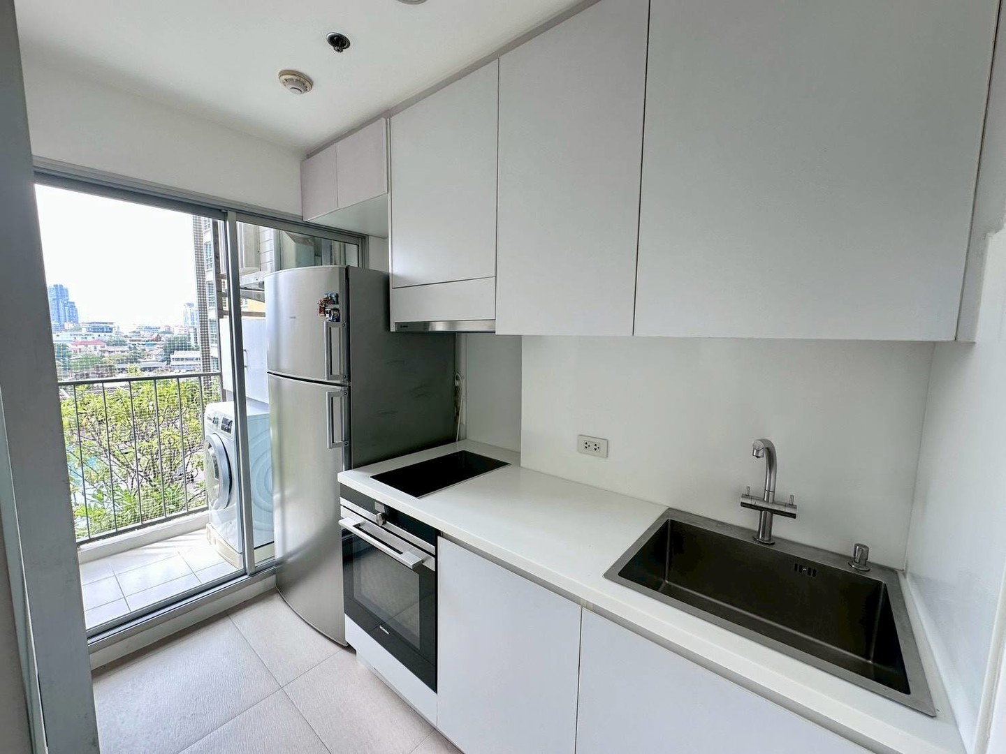 pool-view-unit-every-room-• 2-bedrooms-•-2-bathrooms-•-65-sqm