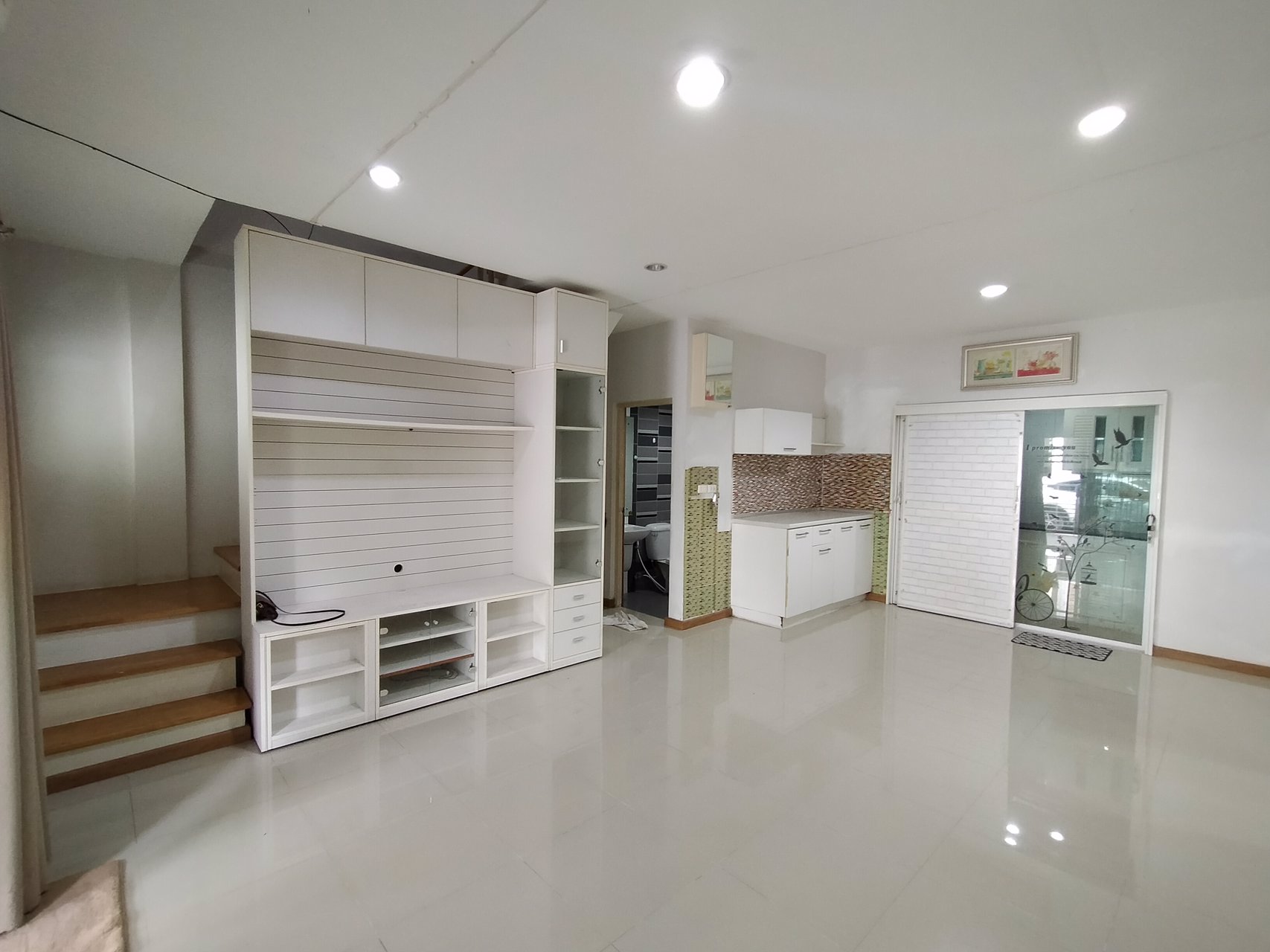 ทาวน์เฮ้าร์พื้นที่กว้าง-หลังมุม-โครงการติดถนนใหญ่-the-trust-town-ราชพฤกษ์-รัตนาธิเบศร์