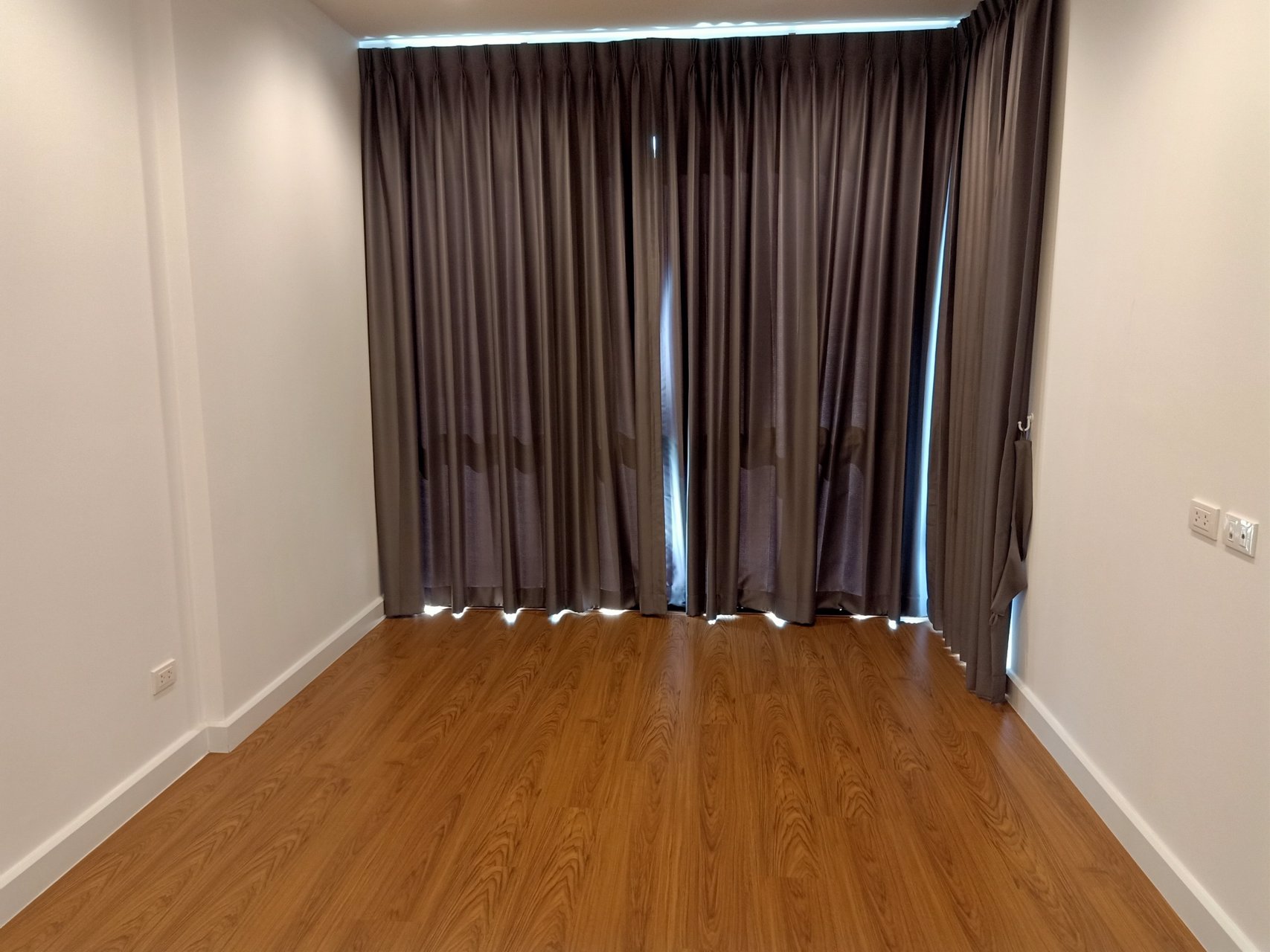 ขายทาวน์เฮ้าส์-3-ชั้น-ลาดพร้าว-87-ลาดพร้าว-83-บ้านใหม่ราคามือสอง