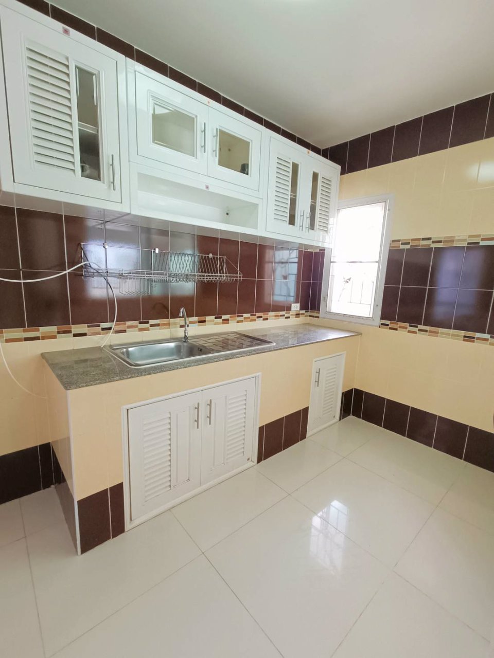 ขายด่วน-ขายขาดทุนบ้านแฝด-หมู่บ้านธนาลัย-มาบไผ่-บ้านบึง-ชลบุรี-355-ล้าน