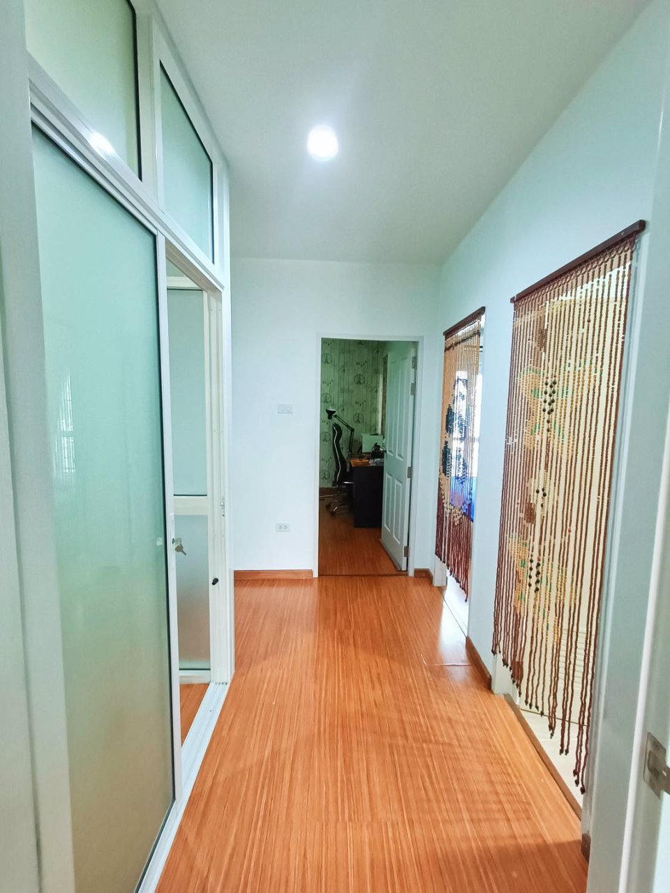 ขายด่วน-ขายขาดทุนบ้านแฝด-หมู่บ้านธนาลัย-มาบไผ่-บ้านบึง-ชลบุรี-355-ล้าน