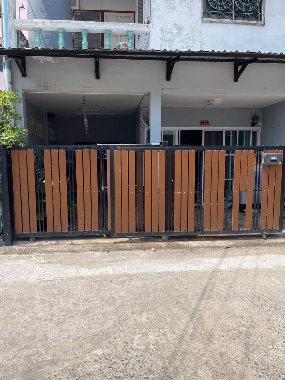 ขายทาวเฮ้าส์-2-ชั้น-รามอินทรา-39-เขต-บางเขนทำเลดีใกล้รถไฟฟ้า-สถานีกม4