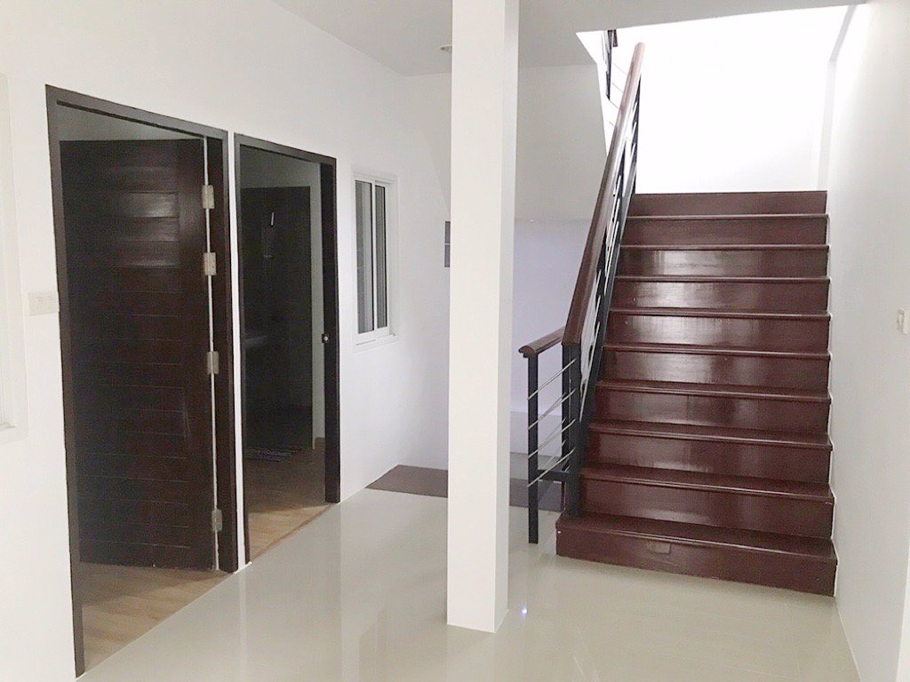 ขายอาคารพาณิชย์-3-ชั้น-2-คูหาติดกัน-ติดถนนจันทน์-สาทร-ห้องมุม-ปรับปรุงใหม่-ทำเลดีเยี่ยม