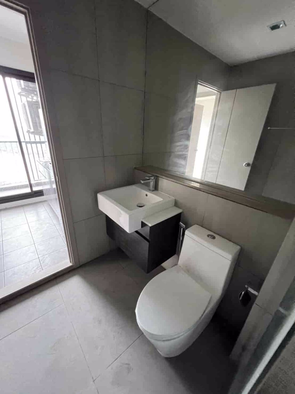 ขายห้อง-the-politan-rive-condo-ชั้น-50-ขนาดห้อง-305-ตรม