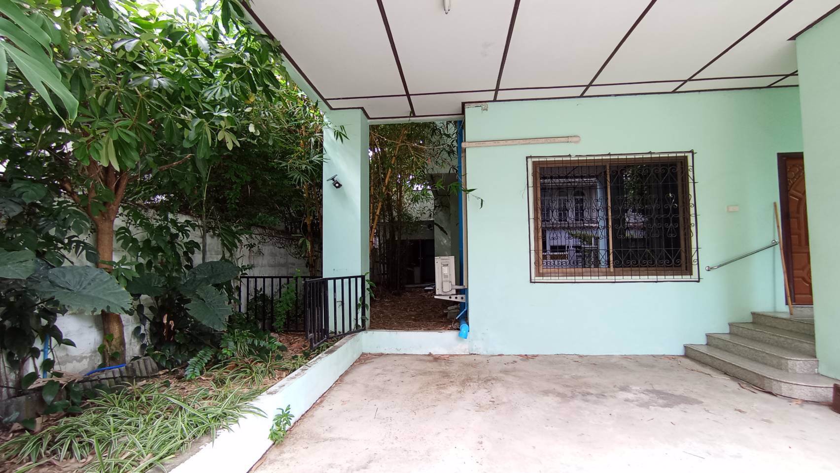 ขายด่วน-บ้านเดี่ยว-3-ชั้น-พร้อมที่ดิน-67-ตรวา