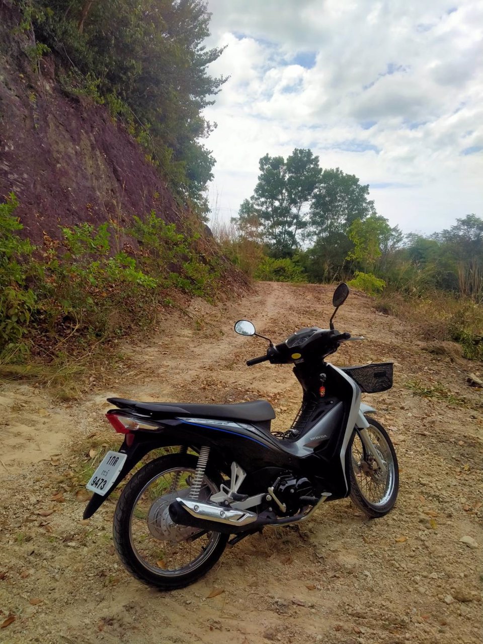 ขายที่ดิน-เป็นที่ชีวิวเห็นทะเลเเละเกาะต่างหลายเกาะ