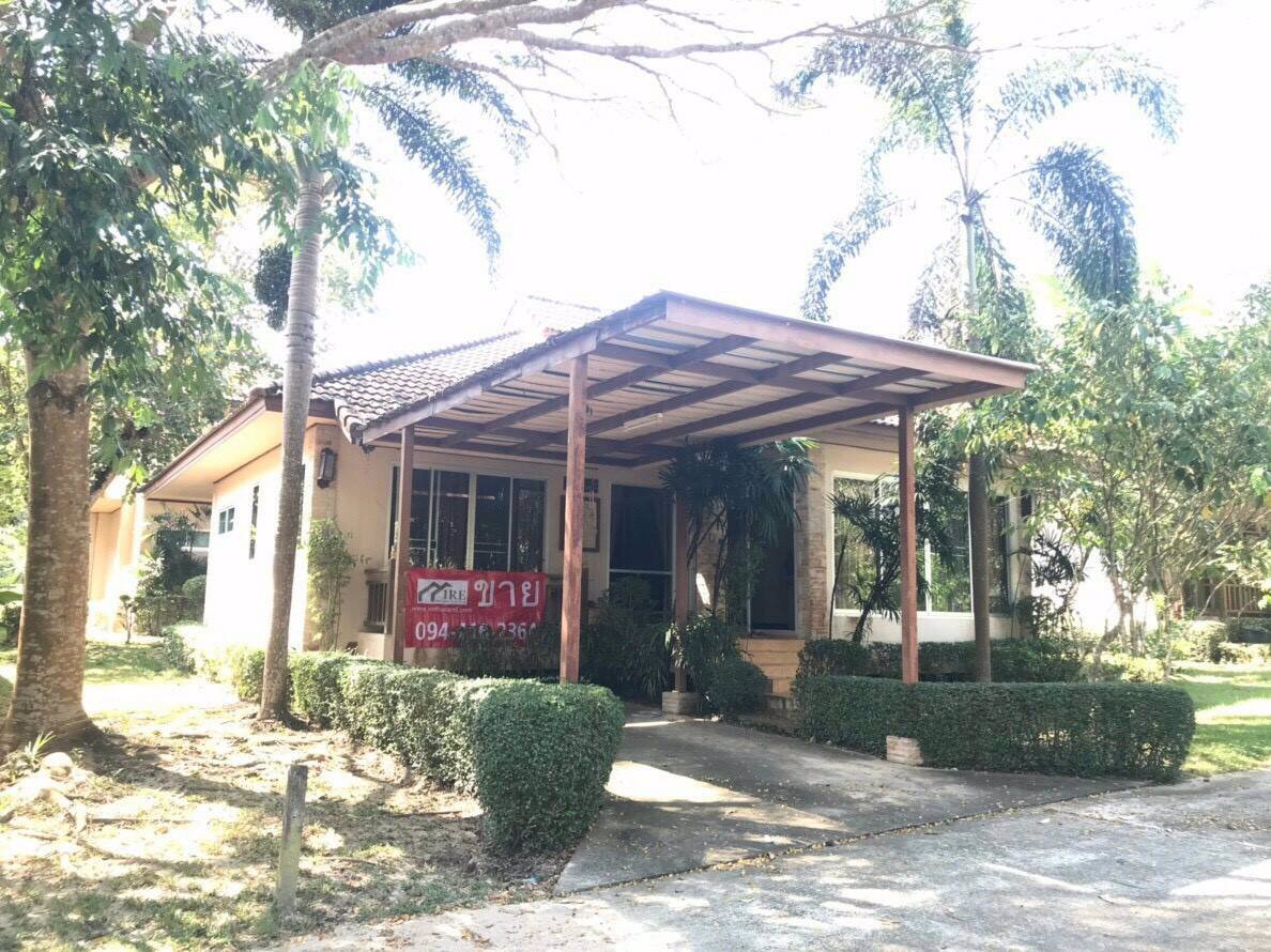 ขายด่วน-บ้านเดี่ยวสวยหรู-ตกแต่งสไตค์-รีสอร์ท-ในสนามกอล์ฟนครนายก