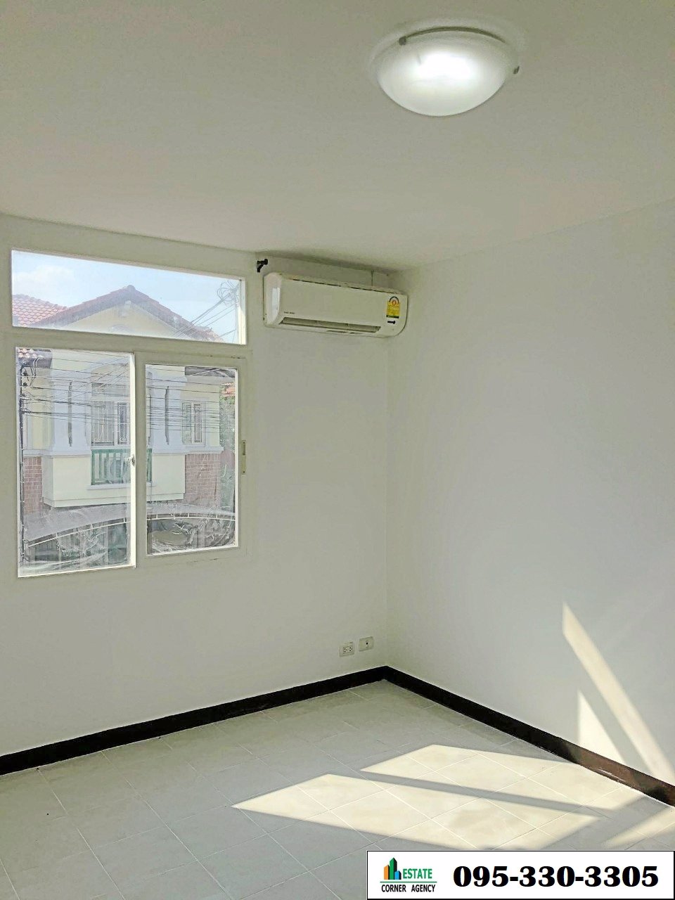 ทาวเฮ้าส์-2-ชั้น-the-connect3-เนื้อที่ดิน-18-ตรวา-3-นอน-2-น้ำ