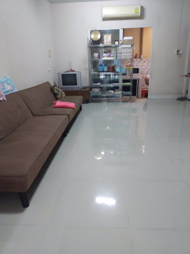 ขายทาวน์เฮ้าส์-2ชั้น-หมู่บ้านเดอะคัลเลอร์-เฟส1-ลำลูกกาคลอง4