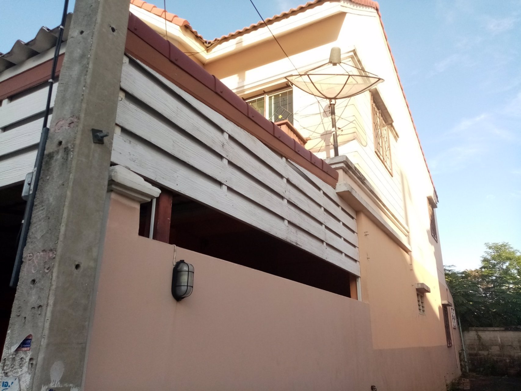 ทาวเฮาส์หลังมุม-2ชั้น-หมู่บ้านทัศนีย์-คลองหนึ่ง-ธัญบุรี-ซอย-รังสิต-นครนายก23-ปทุมธานี