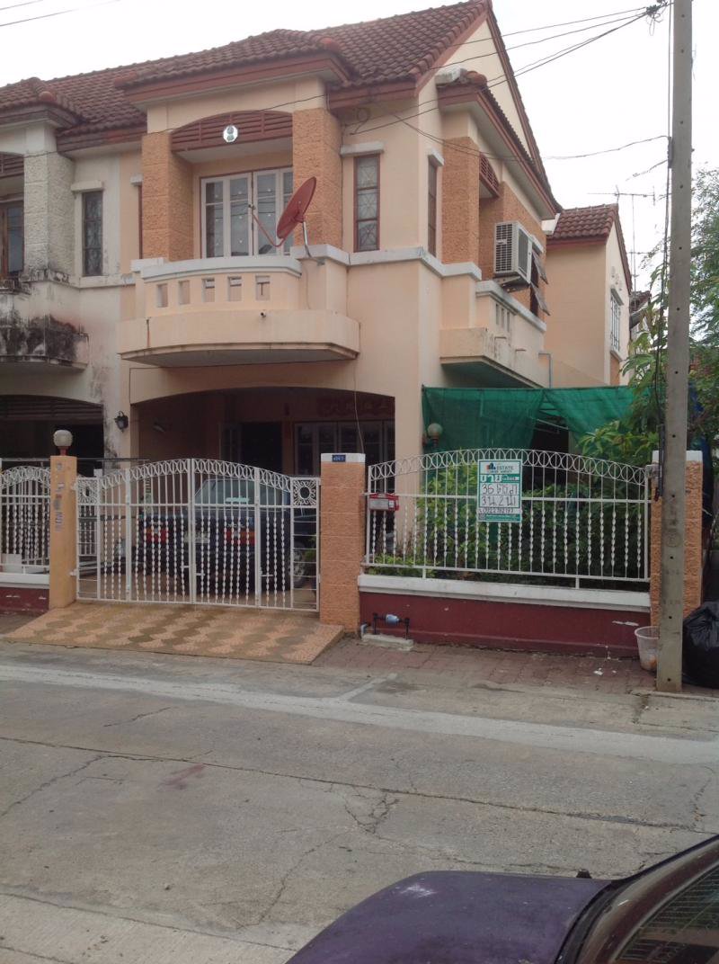 ทาวน์เฮ้าส์พร้อมที่ดิน-36-ตรวา-มบุศรินทร์-1-3-ห้องนอน-2-ห้องน้ำ-พร้อมแอร์ทุกห้อง