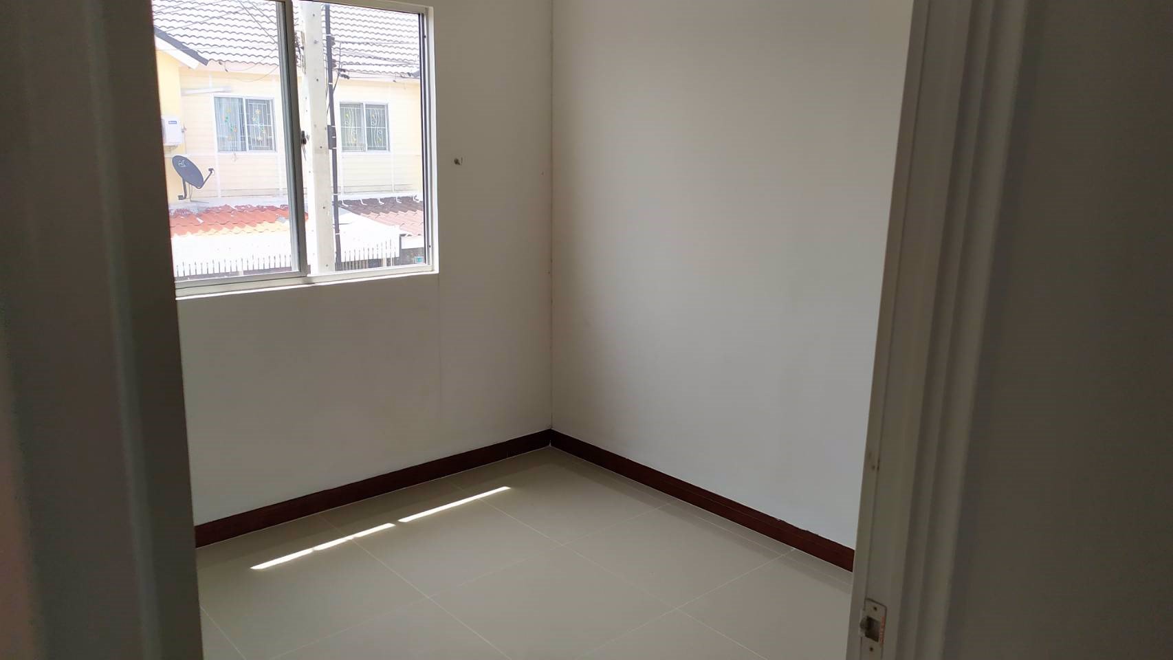 ขาย-ทาวน์เฮ้าส์2ชั้น-เนื้อที่-246-ตรว-ตคลองสาม-อคลองหลวง-จปทุมธานี