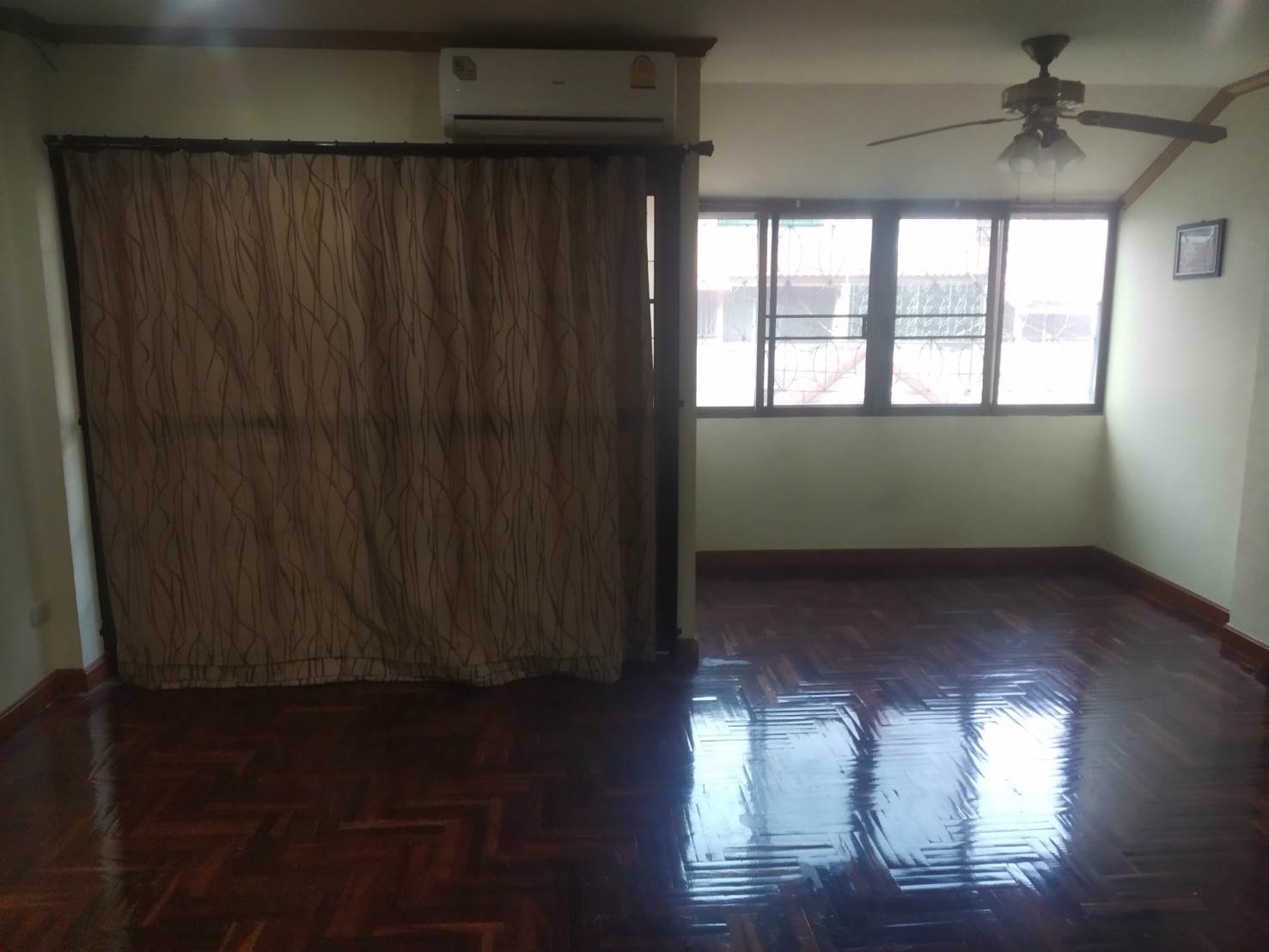 ขายทาวน์โฮม-3ชั้น-แยกพระยาสุเรนทร์-เนื้อที่-21ตรวา-แขวงบางชัน-เขตมีนบุรี