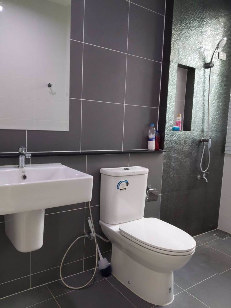 ขายทาวน์โฮม-3ชั้น-หมู่บ้านกลางเมืองวัชรพล-เนื้อที่-198ตรวา-3ห้องนอน-2ห้องน้ำ-1ห้องรับแขก-1ห้องครั