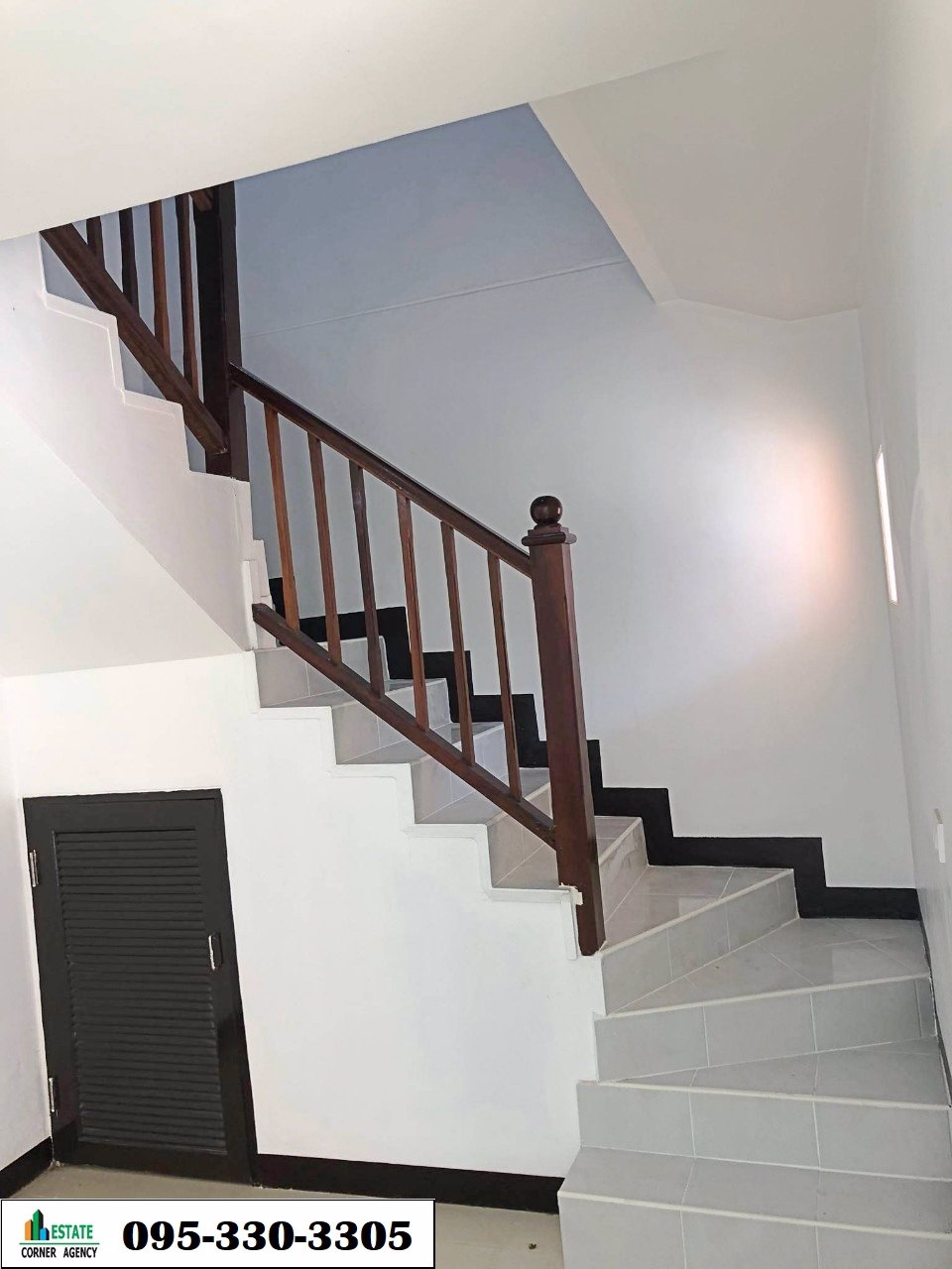 ทาวเฮ้าส์-2-ชั้น-the-connect3-เนื้อที่ดิน-18-ตรวา-3-นอน-2-น้ำ