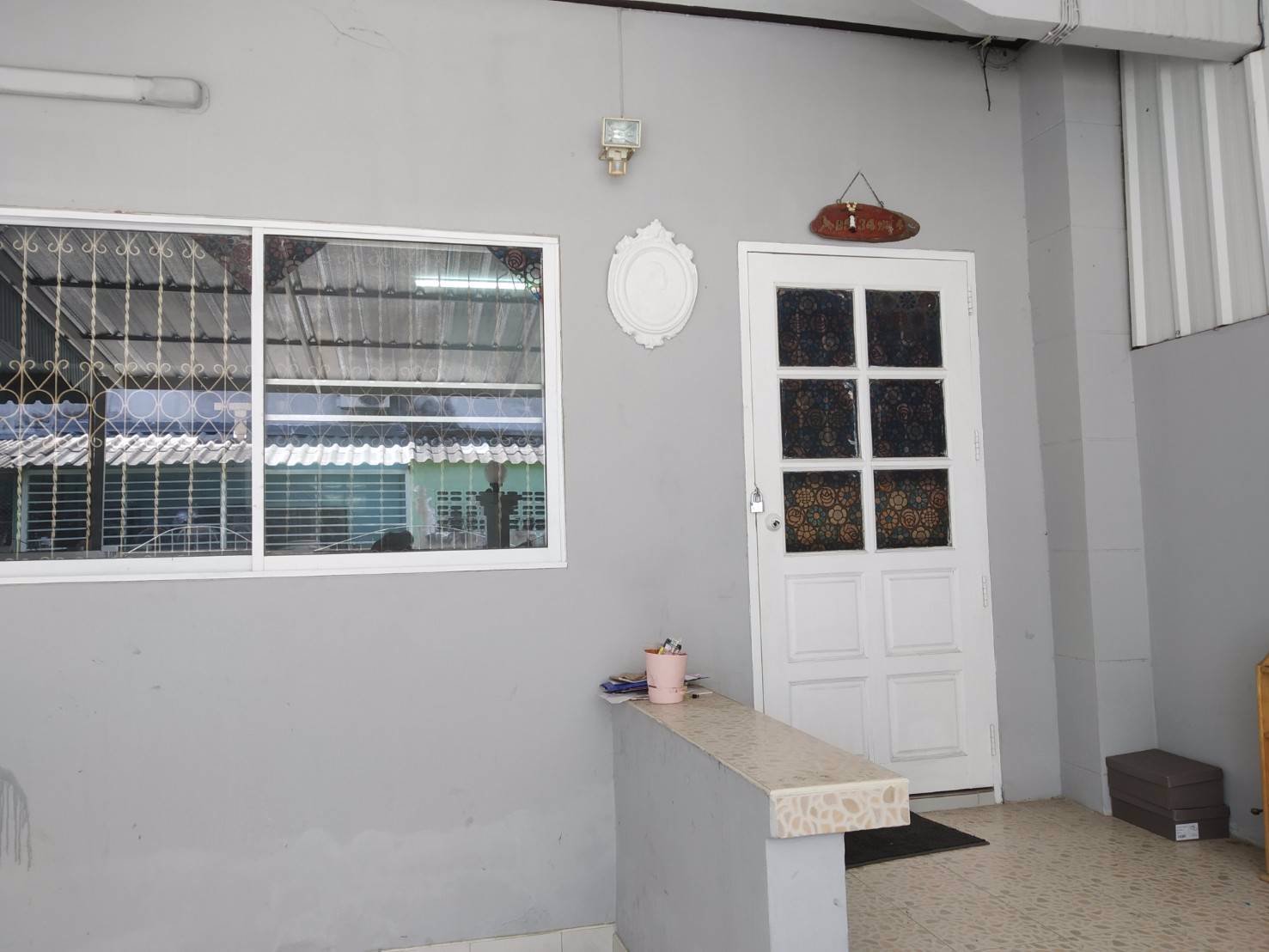 ขายทาวน์เฮ้าส์-3ชั้นเล่นระดับต่อเติมแล้ว-เนื้อที่-22-ตรว