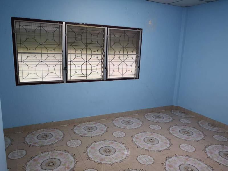 ขายทาวน์เฮ้าส์-2ชั้น-เนื้อที่-18ตารางวา-หมู่บ้านธารารินทร์-ซรังสิต-นครนายก-56-1-แขวงประชาธิปัตย์-รั