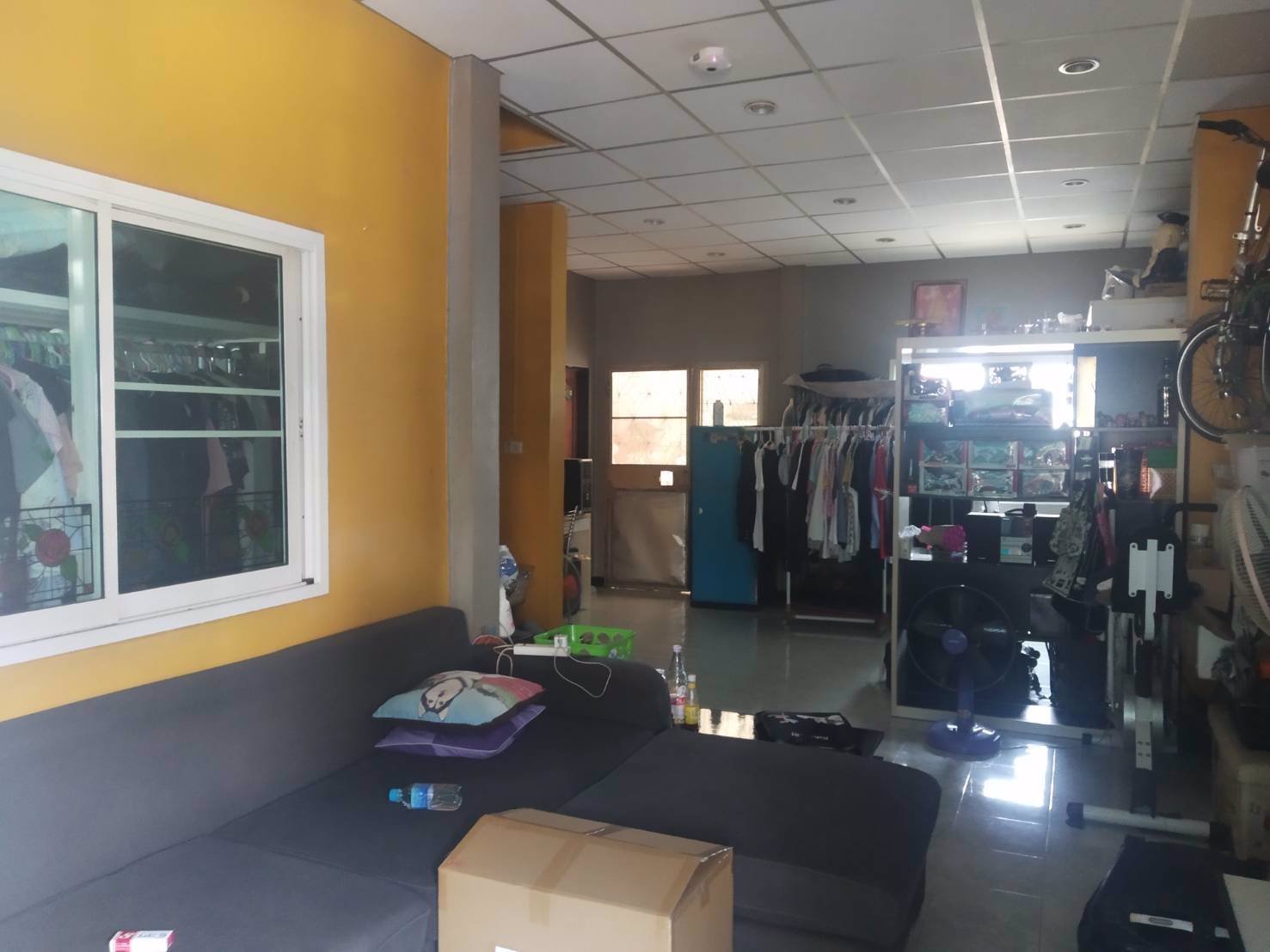 ขายทาวน์เฮ้าส์-2ชั้น-หมู่บ้านฟ้าชมพฤกษ์-เฟส1-เนื้อที่-18ตรวา-แขวงลำลูกกา-เขตลำลูกกา-จังหวัดปทุมธานี