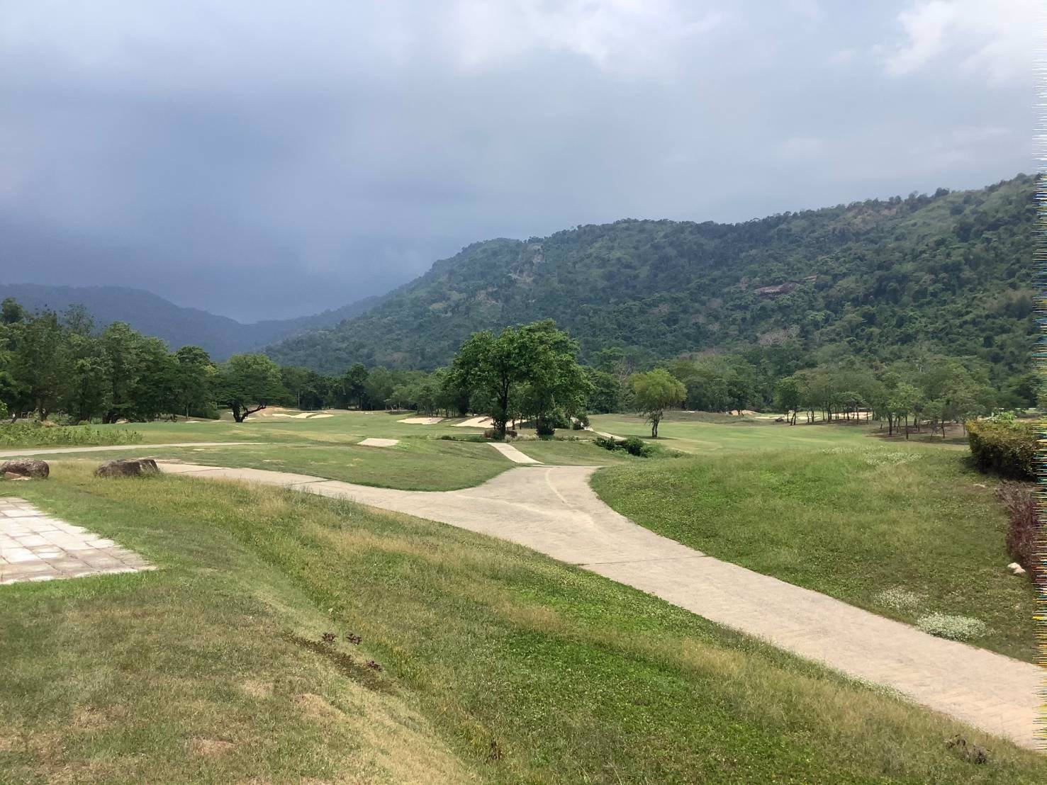 ขายด่วน-บ้านเดี่ยวสวยหรู-ตกแต่งสไตค์-รีสอร์ท-ในสนามกอล์ฟนครนายก-บ้านรีสอร์ท-ในสนามกอล์ฟรอยัลฮิลล์-น