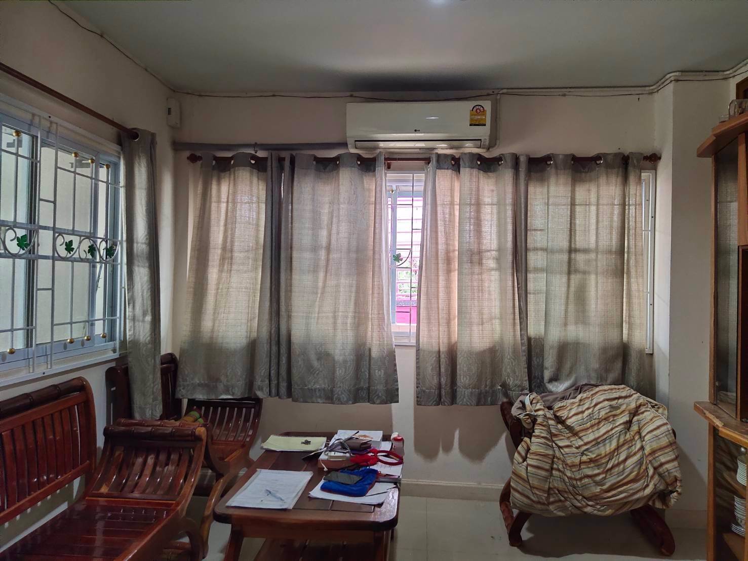 ขายทาวน์เฮาส์-2-ชั้น-หมู่บ้านเดอะเบสท์-นวนคร-เนื้อที่-305-ตรว-ตำบลเชียงรากน้อย-อบางประอิน-จอยุธย