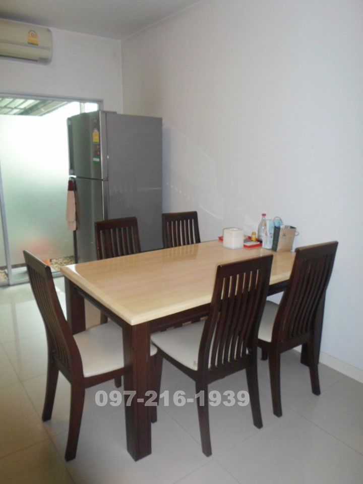 ขายทาวน์โฮม-3-ชั้น-หลังมุม-โครงการคุณภาพ-บ้านใหม่-รามอินทรา