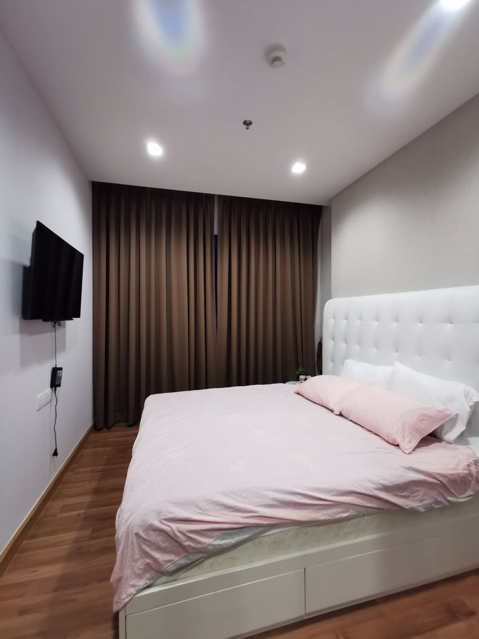 ให้เช่าคอนโด-ivy-ampio-ห้องสวย-ชั้นสูง-ใกล้mrt-ศูนย์วัฒนธรรม