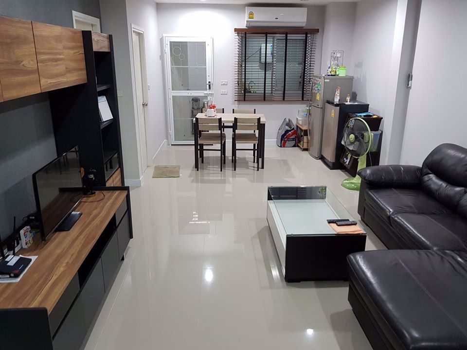 ให้เช่าทาวน์โฮม-ดิเอ็กคลูซีฟ-วงแหวน-รามอินทรา-หลังมุม-พร้อมอยู่