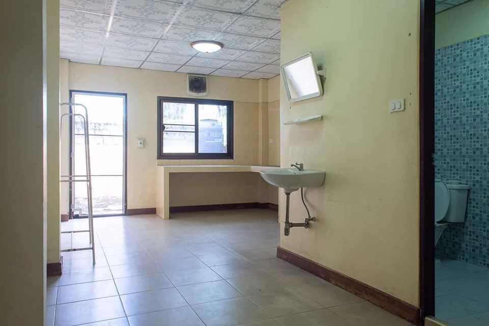 ให้เช่าตึก-3-ชั้น-รามอินทรา-ใกล้โรงพยาบาลสินแพทย์