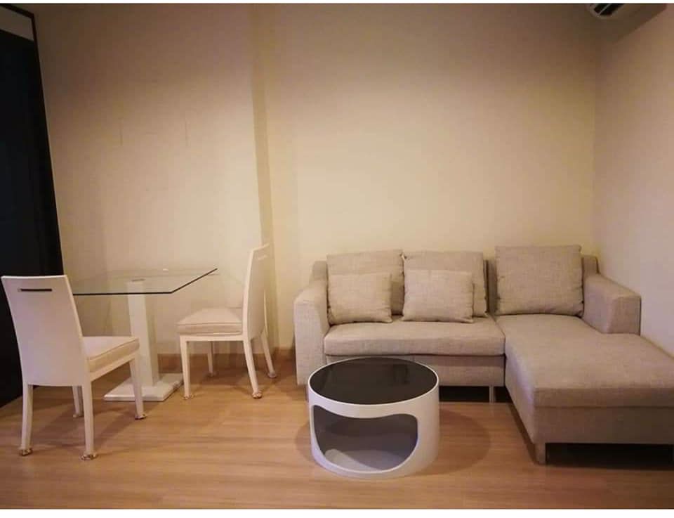 ให้เช่าคอนโด-life-ลาดพร้าว-18-ห่าง-mrt-ลาดพร้างเพียง-180-เมตร