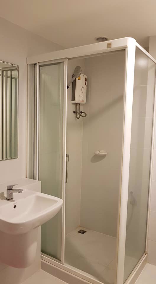 ให้เช่าคอนโด-อิลีเม้นท์-ศรีนครินทร์-ตรงข้ามซีคอนสแควร์-เฟอร์ครบ