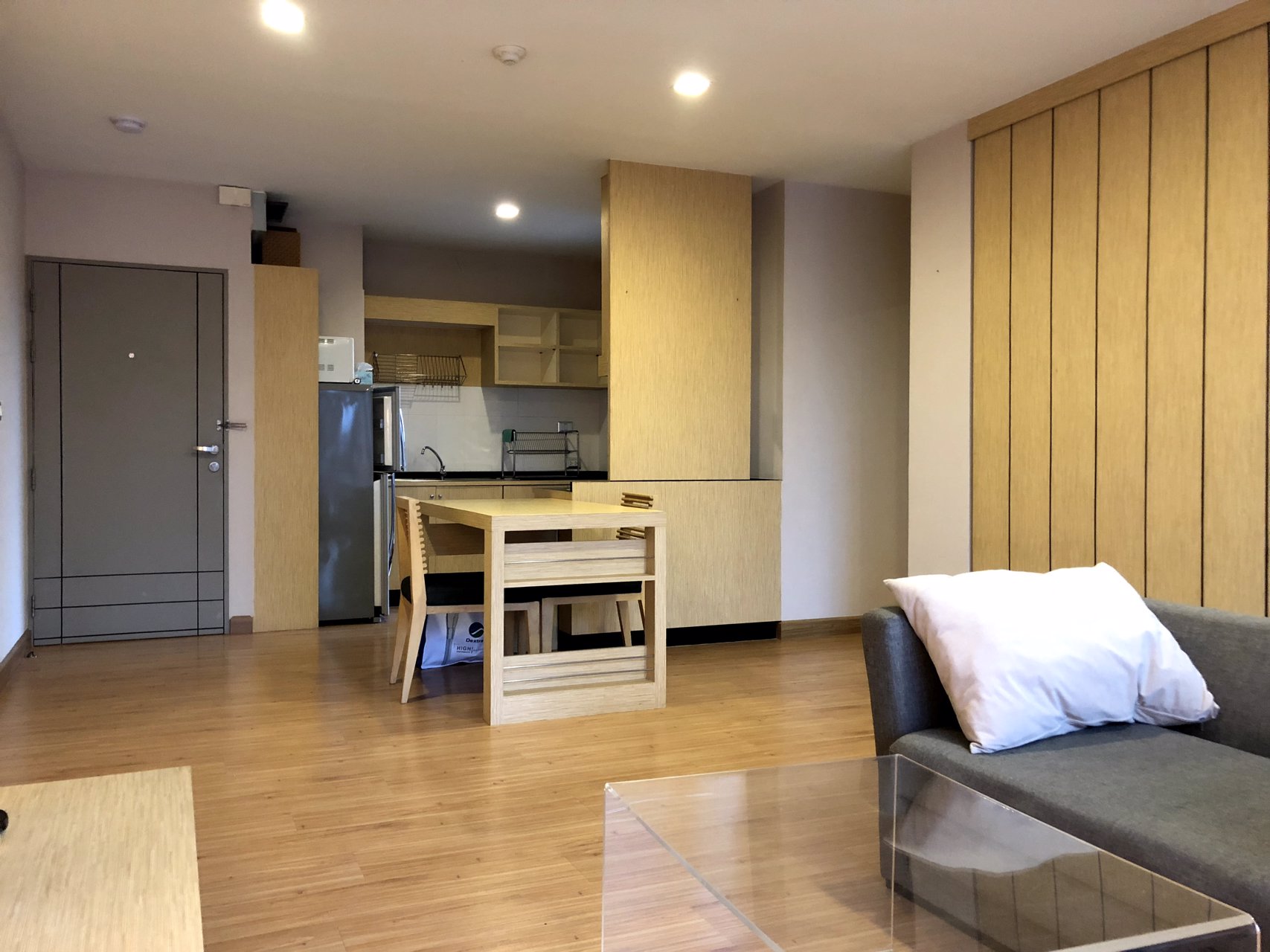 ขายด่วน-ทรี-คอนโด-คอนโดพร้อมอยู่-ห้องหัวมุม-วิวดี-2-ระเบียง-ติดบีทีเอสอ่อนนุช