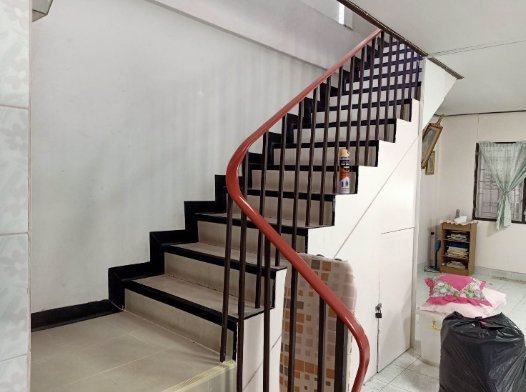 ขาย-บ้านทาวน์เฮ้าส์-2-ชั้น-หลังริม-ที่จอดรถมีหลังคาข้างบ้าน-ใน-มปรารถนา-3-เยื้องรพเอกชล-2-ชลบุรี