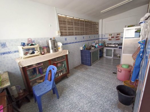 ขาย-บ้านทาวน์เฮ้าส์-2-ชั้น-หลังริม-ที่จอดรถมีหลังคาข้างบ้าน-ใน-มปรารถนา-3-เยื้องรพเอกชล-2-ชลบุรี